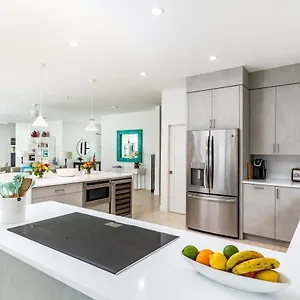 Seagrace Villa Long Bay